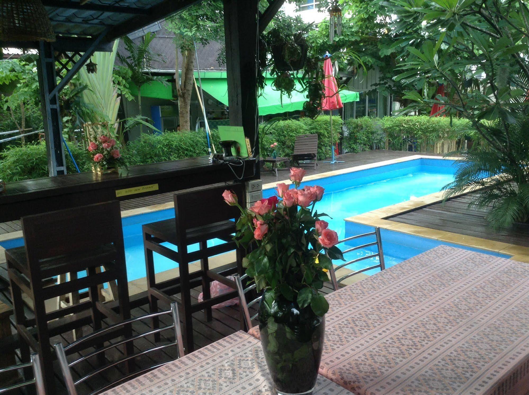 Hi Guesthouse Airport Čiang Mai Exteriér fotografie